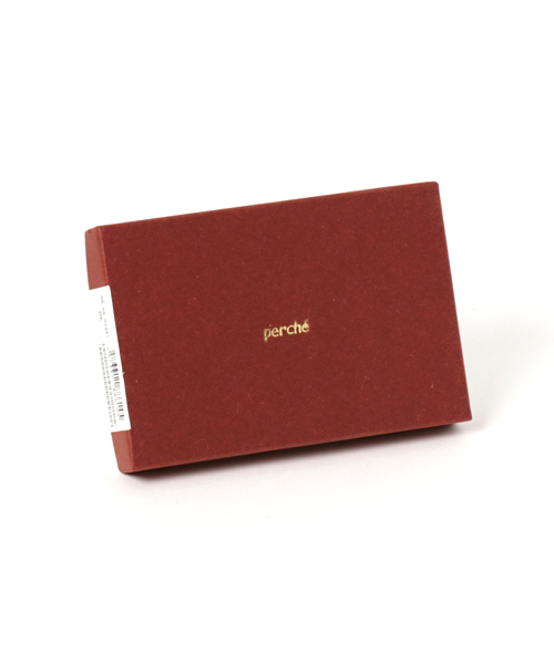 perche（ペルケ）の「ペルケ perche / イタリア製牛革Ｗ名刺入れ（名刺入れ・レディース・ブラック/ブラウン/チョコ/カーキ/ブルー/マスタード/レッド/シルバー/グレー/ピンク/オレンジ/サックスブルー・FREE）」の17枚目の写真