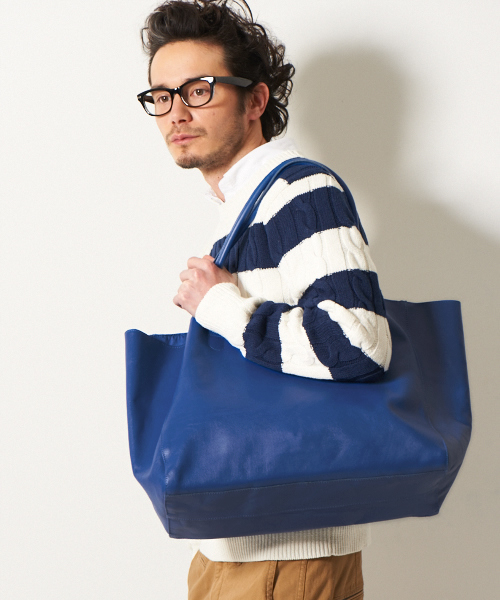 green label relaxing（グリーンレーベルリラクシング）の「レザー HORIZONTAL トートバッグ ◆（トートバッグ・メンズ・ブラック/ブラウン/ダークブラウン/レッド/ネイビー/オリーブ/コバルトブルー/ベージュ/オレンジ・フリー）」の7枚目の写真