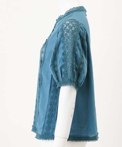 one after another NICE CLAUP（ワンアフターアナザーナイスクラップ）の「【近藤千尋さんコラボ】レース切り替えブラウス（シャツ/ブラウス・レディース・ホワイト/ブラック/グリーン・FREE）」の5枚目の写真