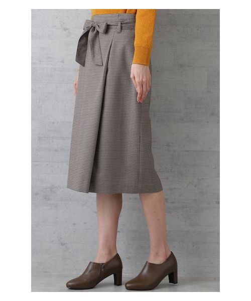 NATURAL BEAUTY BASIC（ナチュラルビューティーベーシック）の「ベルテッドストレートスカート（スカート・レディース・ベージュ系その他/カーキ・MEDIUM/X-SMALL/SMALL）」の7枚目の写真