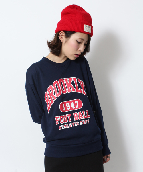 WEGO（ウィゴー）の「WEGO/BROOKLYNスウェット（スウェット・レディース・ホワイト/杢グレー/ネイビー/レッド・FREE）」の3枚目の写真