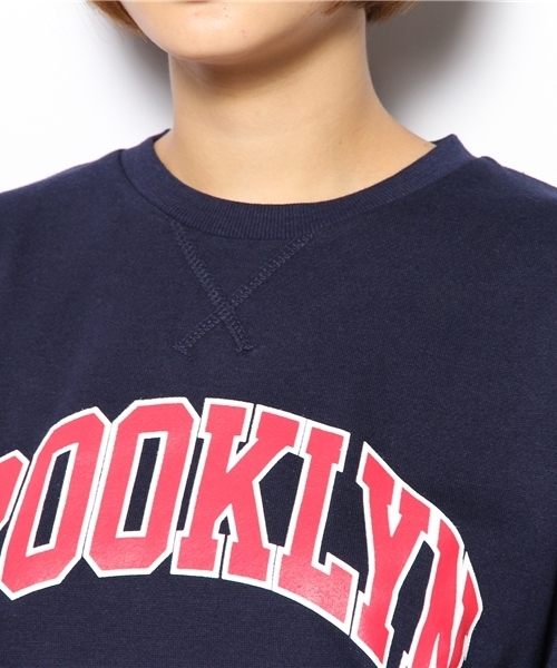 WEGO（ウィゴー）の「WEGO/BROOKLYNスウェット（スウェット・レディース・ホワイト/杢グレー/ネイビー/レッド・FREE）」の8枚目の写真