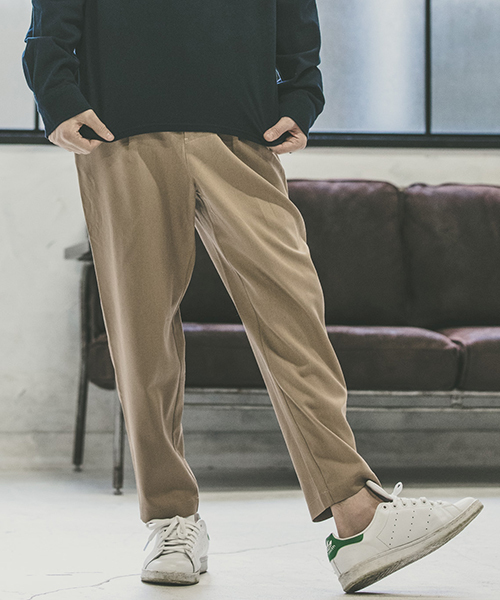 CAMBIO（カンビオ）の「mp6822-TRタックテーパードパンツ（その他パンツ・メンズ・ブラック/ベージュ/ネイビー/グレー・S/M/L）」の3枚目の写真