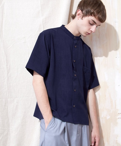 EMMA CLOTHES（エマクローズ）の「ブライトポプリンリラックスバンドカラーシャツ Poplin Band Collar Shirt 1/2 short sleeve（シャツ/ブラウス・メンズ・ライトグレー/ライトブルー/ブラック/ベージュ/ネイビー/オフホワイト/スモークピンク/テラコッタ/ライトグリーン/ダークブラウン/オレンジ系その他/パープル系その他/ベージュ系その他・S/M/L）」の11枚目の写真