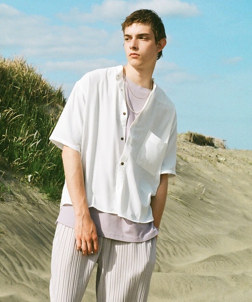 EMMA CLOTHES（エマクローズ）の「ブライトポプリンリラックスバンドカラーシャツ Poplin Band Collar Shirt 1/2 short sleeve（シャツ/ブラウス・メンズ・ライトグレー/ライトブルー/ブラック/ベージュ/ネイビー/オフホワイト/スモークピンク/テラコッタ/ライトグリーン/ダークブラウン/オレンジ系その他/パープル系その他/ベージュ系その他・S/M/L）」の3枚目の写真