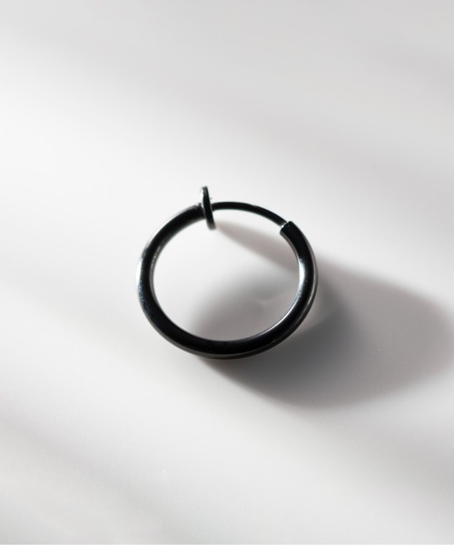 ieLS（イエルズ）の「金属アレルギー対応「ieLS」ステンレス　シンプルフープイヤリング（イヤリング・メンズ・その他1/その他2・ONE SIZE）」の4枚目の写真