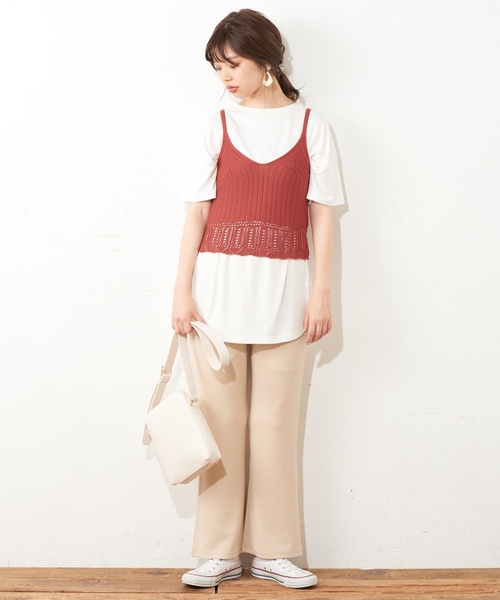 natural couture（ナチュラルクチュール）の「ボートネックモダールTシャツ（Tシャツ/カットソー・レディース・レッド/オフホワイト/ピンクベージュ/スミクロ・FREE）」の5枚目の写真