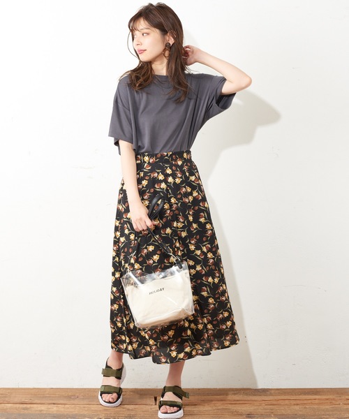 natural couture（ナチュラルクチュール）の「ボートネックモダールTシャツ（Tシャツ/カットソー・レディース・レッド/オフホワイト/ピンクベージュ/スミクロ・FREE）」の9枚目の写真