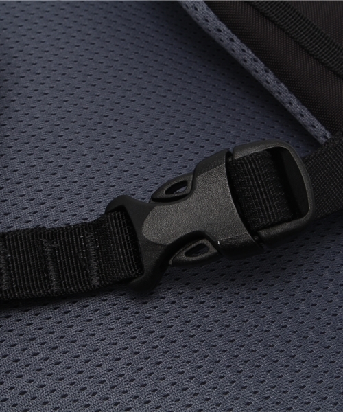 BEAMS（ビームス）の「ARC'TERYX /  ASTRI 19（バックパック/リュック・メンズ・ブラック・19ﾘｯﾀｰ）」の6枚目の写真