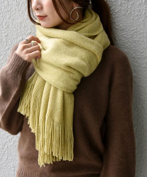 Khaju（カージュ）の「Khaju:ソリッドソフトストール◇（ストール/ショール・レディース・ブラウン/ベージュ/ナチュラル/ミント/ピンク・ONE SIZE）」の4枚目の写真