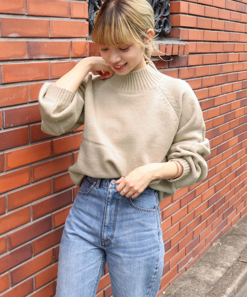 tiptop(ティップトップ)の「もちもちラグランハイネックニット(ニット/セーター・レディース・ベージュ/パープル/サックスブルー/アイボリー/グレイッシュベージュ/ブラック/モカ/ブルー/グリーン/ダークブルー/グリーン系その他/ライトブルー・FREE)」の17枚目の写真