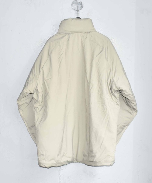 VINTAGE(ヴィンテージ)の「【ヴィンテージ古着】ECWCS GENⅢ LEVEL17(ミリタリージャケット・メンズ・カーキ・MEDIUM)」の2枚目の写真
