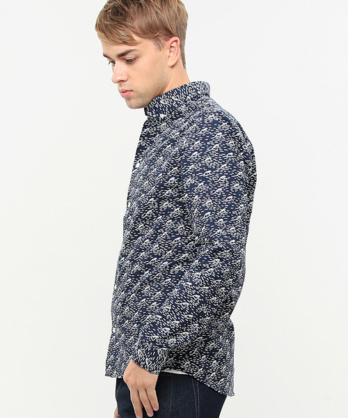 BEAMS LIGHTS Men's（ビームスライツ メンズ）の「CUISSE DE GRENOUILLE / ウェイブモノグラムシャツ（シャツ/ブラウス・メンズ・ネイビー・SMALL/MEDIUM）」の2枚目の写真