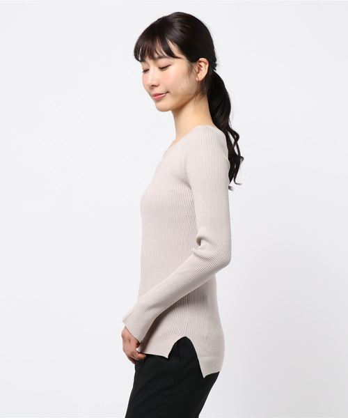 DouDou（ドゥドゥ）の「リブボートネックプルオーバー（ニット/セーター・レディース・オフホワイト/グリーン/グレイッシュベージュ/バイオレット・FREE）」の5枚目の写真