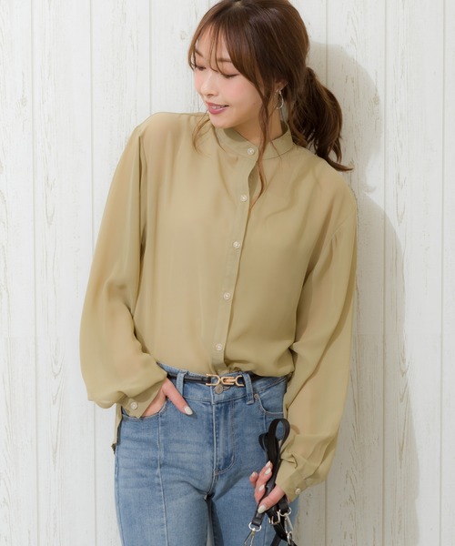 SpRay（スプレイ）の「バンドカラ－サイドスリットシャツ（シャツ/ブラウス・レディース・ホワイト/ブラック/ライトカーキ/グレイッシュベージュ・FREE）」の2枚目の写真