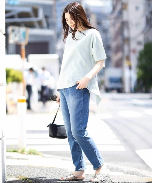a.v.v（アーヴェヴェ）の「シャツドッキング裏毛プルオーバー（Tシャツ/カットソー・レディース・ベージュ/ミント・40/34/42/38/36）」の6枚目の写真