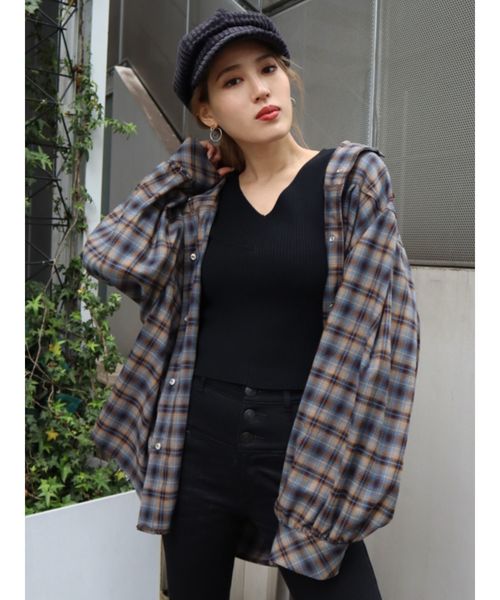 EMODA（エモダ）の「ワイドコーデュロイキャスケット（キャスケット・レディース・ブラック/ベージュ・FREE）」の3枚目の写真