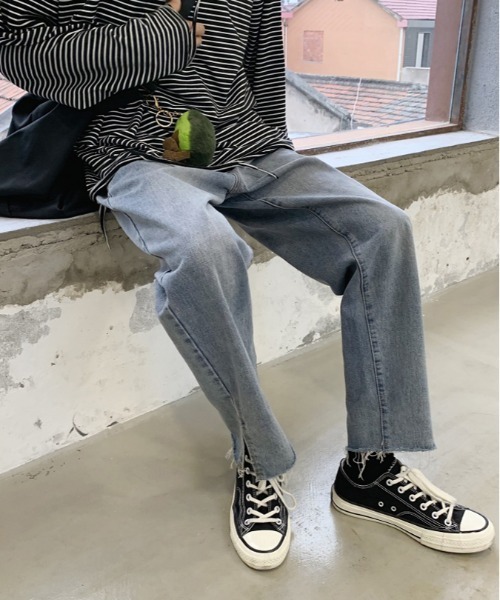 Ressaca（レサーカ）の「ヴィンテージ加工 スリットストレートデニムパンツ（デニムパンツ・メンズ・ライトブルー/インディゴブルー・L/XL/M）」の4枚目の写真