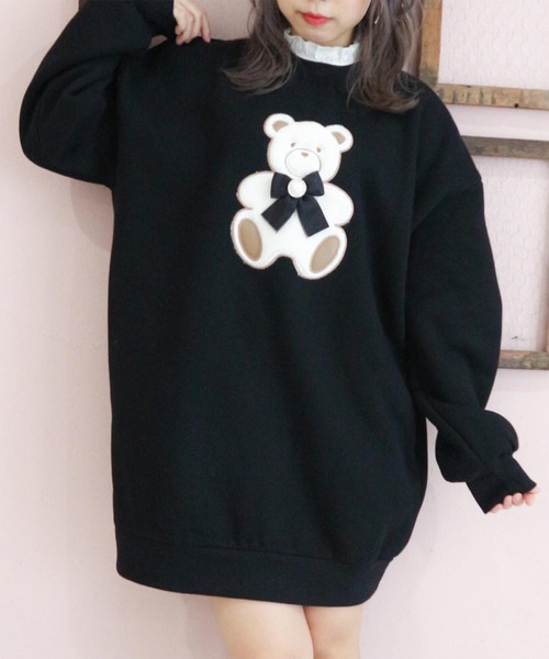 ROJITA(ロジータ)の「ブローチ付きクマトレーナー(スウェット・レディース・ブラック/ピンク/ベージュ・FREE)」の20枚目の写真