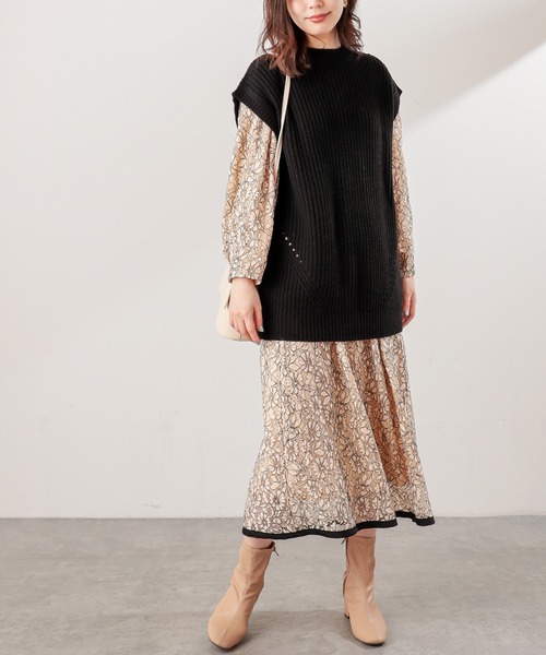 natural couture(ナチュラルクチュール)の「BACKレースアップゆるベスト(ベスト・レディース・アイボリー/ブラック/ベージュ・FREE)」の11枚目の写真