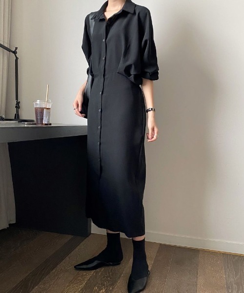 ABITOKYO（アビトーキョー）の「ボリューム袖ウエストタックシャツロングワンピース（ワンピース・レディース・ブラック/ベージュ/ダークグリーン/ブラウン/ブルーグレー/グレー/ボルドー/ネイビー・FREE）」の12枚目の写真