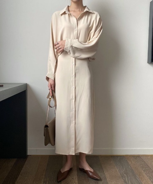 ABITOKYO（アビトーキョー）の「ボリューム袖ウエストタックシャツロングワンピース（ワンピース・レディース・ブラック/ベージュ/ダークグリーン/ブラウン/ブルーグレー/グレー/ボルドー/ネイビー・FREE）」の20枚目の写真