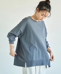 フロントスリットクルーネックニットプルオーバー