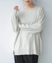 フロントスリットクルーネックニットプルオーバー