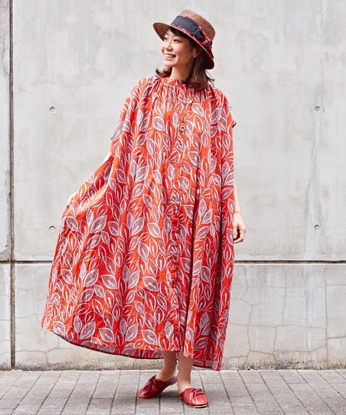 チャイハネ（チャイハネ）の「【チャイハネ】yul リーフ柄フレンチスリーブワンピース（ワンピース・レディース・ブラック/レッド/ホワイト・FREE）」の9枚目の写真