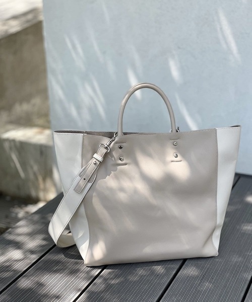 RIVE DROITE（リヴドロワ）の「A4サイズが余裕で入る　A4配色ソフトトート（トートバッグ・レディース・グレー系その他/ライトベージュ・FREE）」の2枚目の写真