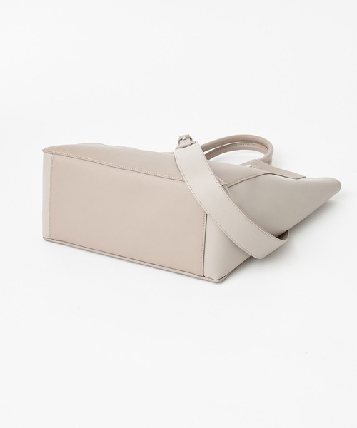 RIVE DROITE（リヴドロワ）の「A4サイズが余裕で入る　A4配色ソフトトート（トートバッグ・レディース・グレー系その他/ライトベージュ・FREE）」の12枚目の写真