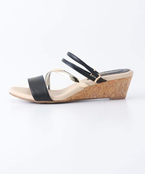 Honeys(ハニーズ)の「2Wayウエッジサンダル(サンダル・レディース・ブラック/ベージュ/ネイビー・S/M/L)」の18枚目の写真