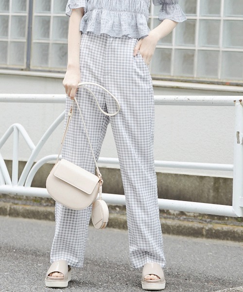 OLIVE des OLIVE（オリーブデオリーブ）の「サークルポーチ付ショルダー（ショルダーバッグ・レディース・オフホワイト/イエロー/ベージュ/ダークブラウン・FREE）」の6枚目の写真