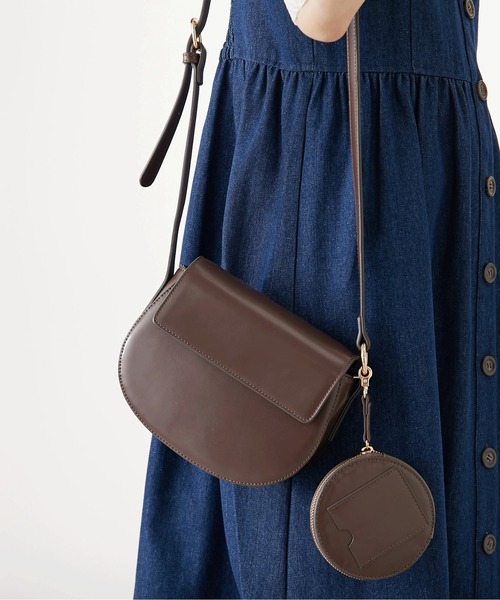 OLIVE des OLIVE（オリーブデオリーブ）の「サークルポーチ付ショルダー（ショルダーバッグ・レディース・オフホワイト/イエロー/ベージュ/ダークブラウン・FREE）」の9枚目の写真