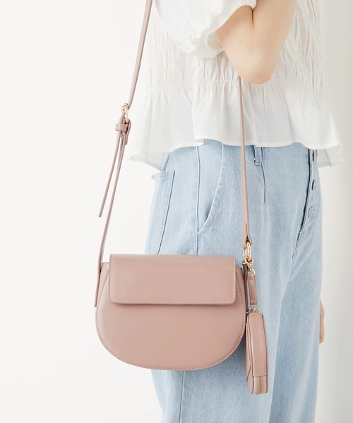 OLIVE des OLIVE（オリーブデオリーブ）の「サークルポーチ付ショルダー（ショルダーバッグ・レディース・オフホワイト/イエロー/ベージュ/ダークブラウン・FREE）」の12枚目の写真