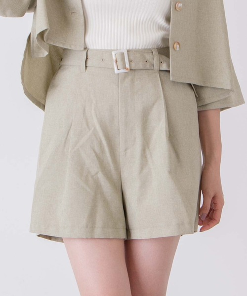 WEGO（ウィゴー）の「WEGO/ベルト付きリネンライクショートパンツ（スラックス・レディース・イエロー/グリーン系その他2/アイボリー/グリーン/ブラウン系その他2・MEDIUM/SMALL）」の3枚目の写真