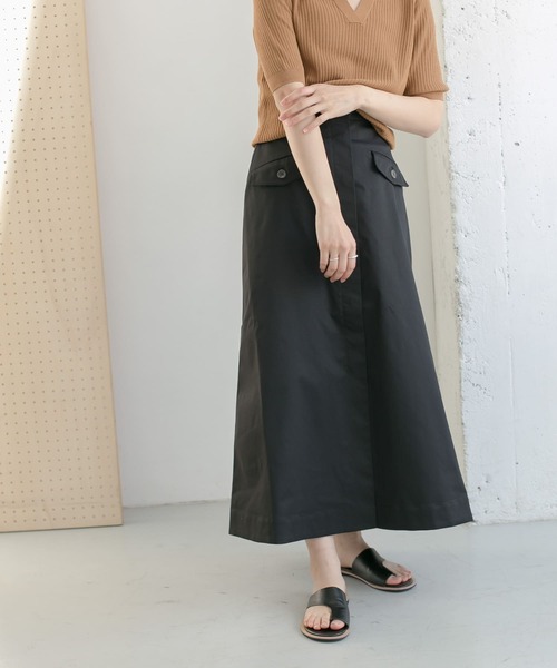 KBF(ケイビーエフ)の「フラップポケットボリュームスカート(スカート・レディース・ベージュ/アイボリー/ブラック・ONE)」の9枚目の写真