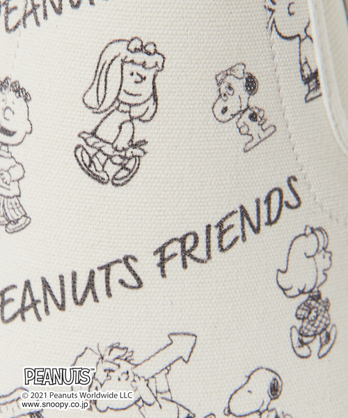 PEANUTS（ピーナッツ）の「【PEANUTS×Au BANNISTER】スヌーピーコラボ スリッポンスニーカー（スニーカー・レディース・アイボリー/その他・35/36/37/38/39）」の15枚目の写真