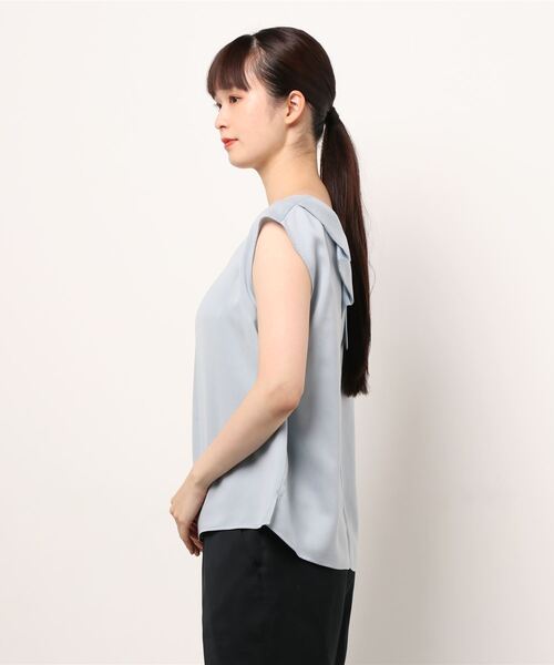 m.f.editorial（エムエフエディトリアル）の「エムエフエディトリアルレディース/m.f.editorial：Women ジョーゼット後ろフリルノースリーブプルオーバーブラウス（シャツ/ブラウス・レディース・グレー/サックスブルー/グリーン・MEDIUM/LARGE）」の4枚目の写真