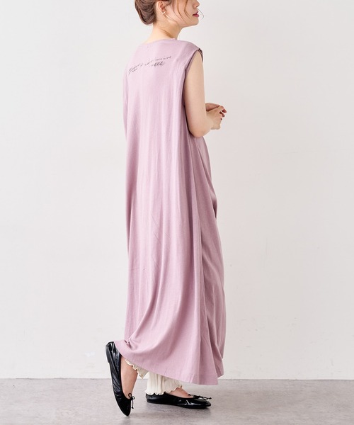 PUAL CE CIN（ピュアルセシン）の「【WEB限定】バックプリントノースリーブワンピース（チュニック・レディース・チャコール/ライトベージュ/オリーブ系/ピンク系その他・FREE）」の18枚目の写真