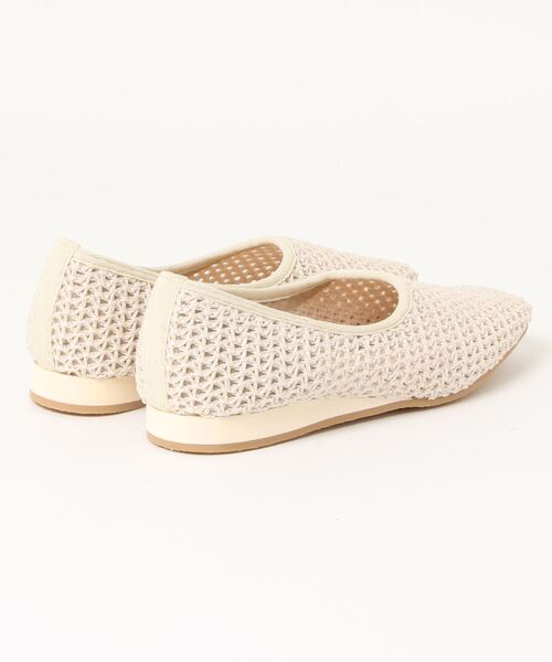SUNNY ROOM(サニールーム)の「【MADE IN JAPAN】日本製・軽量メッシュパンプス 1070(パンプス・レディース・アイボリー/ブラック/ダークブラウン・23.0cm/24.5cm/22.5cm/23.5cm/24.0cm)」の4枚目の写真