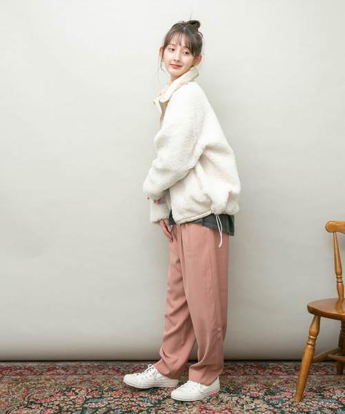 UR Lab.(アーバンリサーチラボ)の「リバーシブルボアブルゾン(ブルゾン・レディース・ピンク/ブルー系その他/ベージュ・FREE)」の17枚目の写真