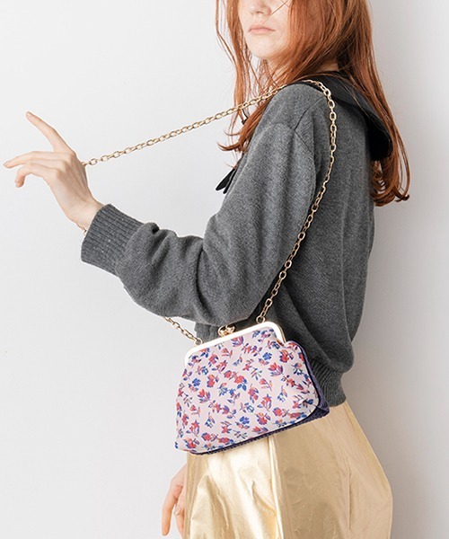 Casselini（キャセリーニ）の「Casselini(キャセリーニ)ジャガード口金バッグ（ショルダーバッグ・レディース・ブラック/クリーム/ラベンダー・FREE）」の3枚目の写真