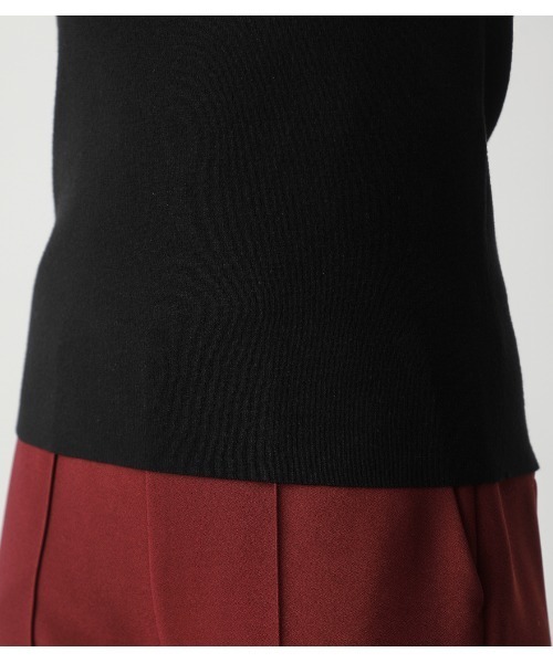 AZUL by moussy（アズールバイマウジー）の「ASYMMETRY CROSS KNIT TOPS/アシンメトリークロスニットトップス（ニット/セーター・レディース・グリーン/マジェンタ/ブラック/ライトベージュ・MEDIUM/SMALL）」の15枚目の写真