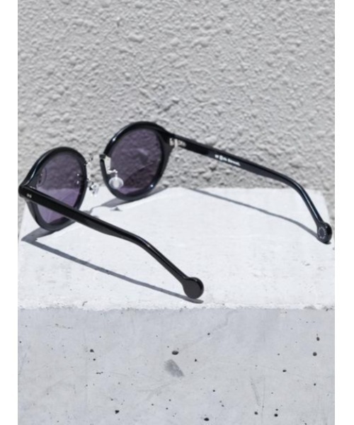 VERYNERD(ベリーナード)の「sunglasses 8th Streets(サングラス・レディース・ブラック・ONE SIZE)」の6枚目の写真