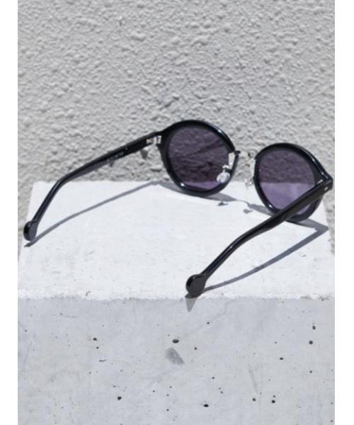 VERYNERD(ベリーナード)の「sunglasses 8th Streets(サングラス・レディース・ブラック・ONE SIZE)」の7枚目の写真
