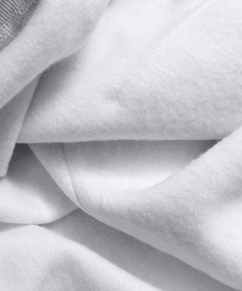 MAHAGRID(マハグリッド)の「【mahagrid】AUTHENTIC SWEATSHIRT / マハグリッド オーセンティック カレッジ ロゴ スウェットシャツ(スウェット・メンズ・ブラック/グレー/クリーム/ライトグレー/ネイビー/オリーブ・SMALL/MEDIUM/LARGE/X-LARGE)」の15枚目の写真