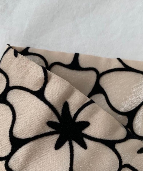 Leja(レジャ)の「オーガンジー刺繍花柄フレアスカート(スカート・レディース・ブラック/ベージュ・SMALL/MEDIUM)」の16枚目の写真