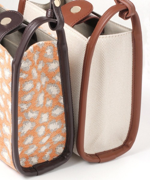 niko and...（ニコアンド）の「オリジナル刺繍スクエアショルダーバッグ（ショルダーバッグ・レディース・ブラック/その他1/ベージュ・0）」の19枚目の写真