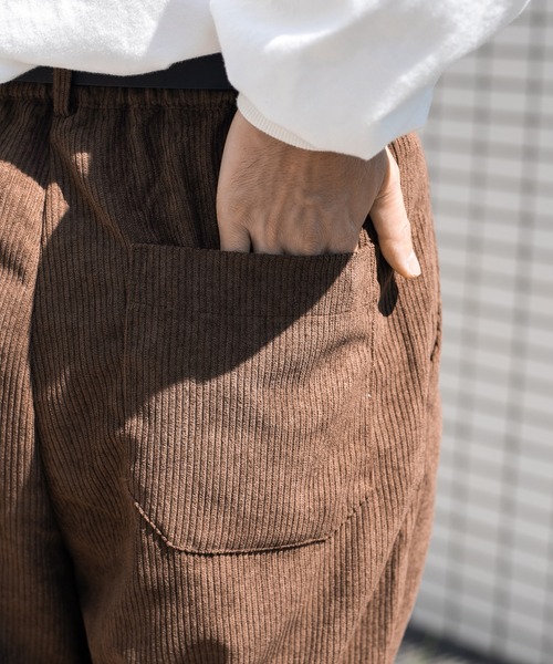PairPair（ペアペア）の「コーデュロイテーパードパンツ/セットアップ対応(ユニセックス)（その他パンツ・レディース・ブラウン/アイボリー/グレイッシュブルー・MEDIUM/LARGE）」の7枚目の写真
